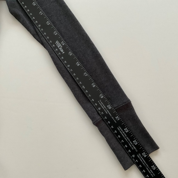 Aerie Real Soft Henley T-Shirt Sz S Gray Bella Swan Essential Layering Thermal - Picture 6 of 11